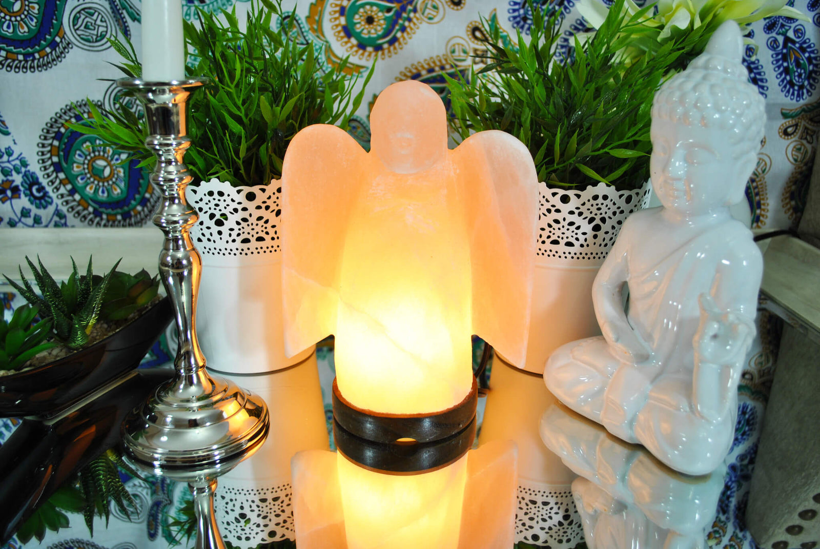 Angelic Himalayan Salt Lamp - Himalayan Trading Co. Himalayan Salt Lamp Himalayan Pink Salt